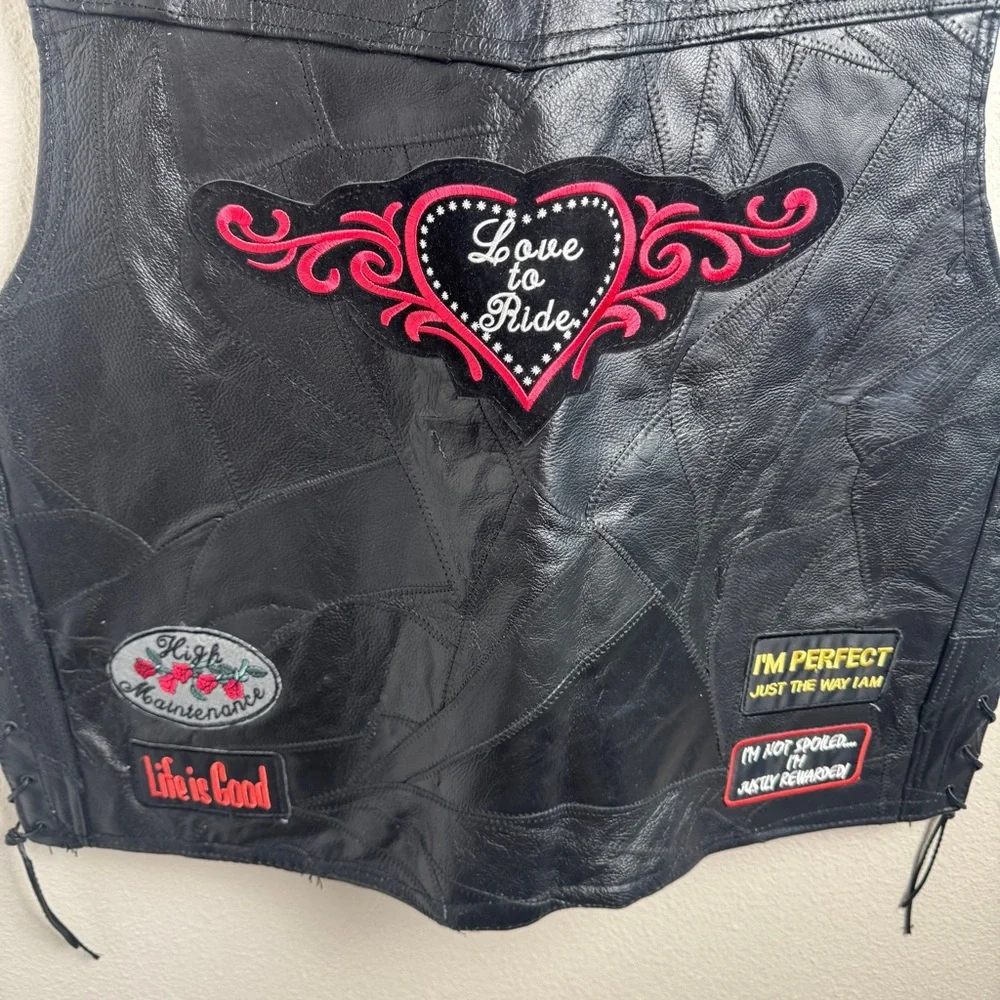 Diamond Plate Buffalo Leather Black Biker Vest with Patches Embroidered Mens XL‎